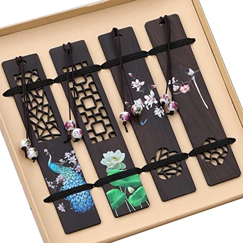 ZIZZON Segnalibro in legno per uomini donne, artigianato intagliato naturale fatto a mano, regali ideali per amici (pavone e loto)