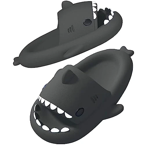 Oferta limitada: SAGUARO Pantuflas de Tiburon de Baño Ducha Antideslizantes para Hombre y Mujer Zapatillas Casa Verano Comodas Sandalias de Jardín Playa Piscina de 23.99 € a 20.39 € (ahorro 15%)