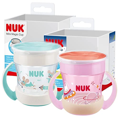 Oferta ograniczona: NUK Mini Magic Cup Night Szkło zapobiegające kapaniu | Ochrona przed rozlaniem krawędzi 360° | 6+ miesięcy | Świeci w ciemności | Łatwy uchwyt | Bez BPA | 160 ml | Różowy | 2 sztuki z 65.17 PLN na 65.17 PLN (zniżka 0%)