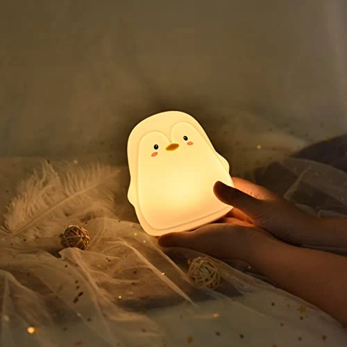 Offerta a tempo: Sweet Dreams Pinguino Lampada Notturna Bambini In Morbido Silicone | Illuminazione LED a 7 Colori Lampada Decorazione Cameretta | Lampada Notte Bambini Paura Del Buio Cavo USB Incluso | 27043. - 0.00% da 19.90 € a 19.90 €