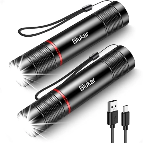 Begrenztes Angebot: Blukar LED Taschenlampe Aufladbar, Superhelle Zoombar Mini Torch mit 4 Lichtmodi & Langer Betriebsdauer, Wasserdichte Handlampe für Camping, Wandern, Outdoor, Notfäll - 2 Stück von 22.01 EUR auf 15.19 EUR (Rabatt 31%)