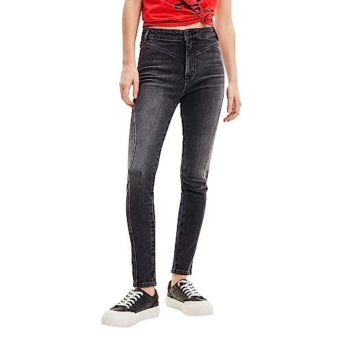 Zeitlich begrenztes Angebot: Desigual Denim_ESTRASBURGO, 2000 Black, 34 von 66.69 € auf 66.69 € (0.00% Rabatt)