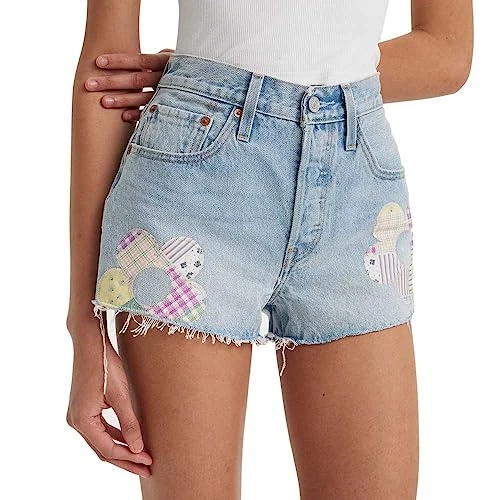 Limited-time offer: Levi's Women's 501® Original Shorts Denim Shorts, Fresh As A Daisy Short, 30W from 31.25 GBP to 31.25 GBP (save 0%)