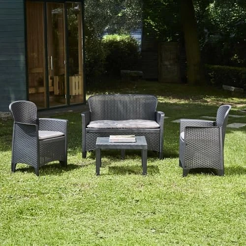 Offerta a tempo: Dmora - Set salotto da esterno Ostuni, Set da giardino con 2 poltrone, 1 divano ed 1 tavolino, Salottino effetto rattan con cuscini, 100% Made in Italy, Antracite - 27% da 176.99 € a 129.99 €
