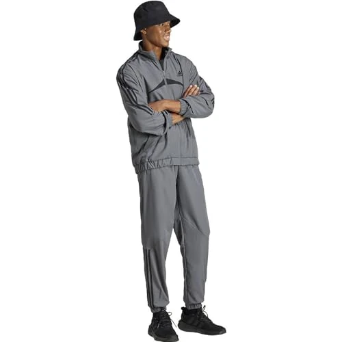 Begrenztes Angebot: adidas Herren Sportswear Woven Chevron Track Suit Trainingsanzug von 70.53 EUR auf 70.53 EUR (Rabatt 0%)