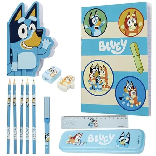 Offerta a tempo: Bluey Set Cancelleria con Cose per la Scuola Astuccio Block Notes A5 Agenda Portapenne Righello Colori a Matita Bluey Gadget Ufficiale - 0.00% da 9.73 € a 9.73 €