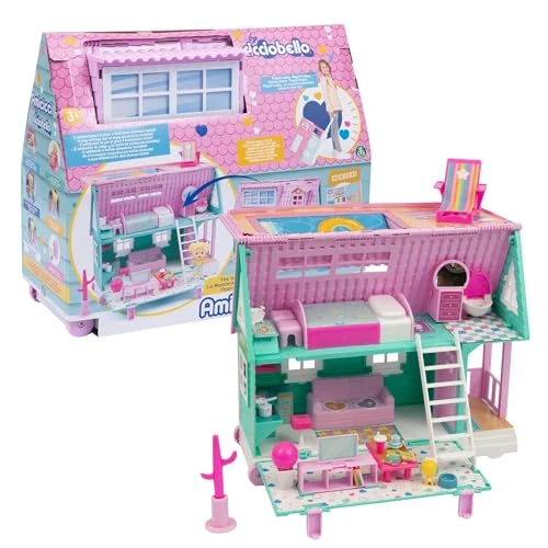 Cicciobello - Amigos Casa Trolley, Un Playset Que Se Convierta En Trolley, con Diferentes Entornos De Juego Y Muchos Accesorios, A Partir De 3 Años De Edad, Giochi Preziosi, Multicolor, Amc12000