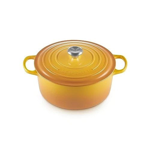 Offre limitée : Le Creuset Signature Enamelled Cast Iron Round Casserole Dish with Lid, 28 cm, 6.7 litres, Nectar, 21177286724430 de 455.00 € à 317.52 € (30% de remise)