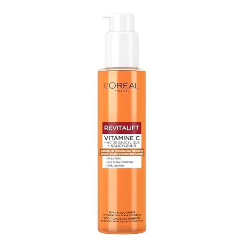Offerta a tempo: L'Oréal Paris Revitalift Clinical Crema Detergente schiumosa con Vitamina C* e Acido Salicilico 150 ml - 35% da 4.79 € a 3.12 €