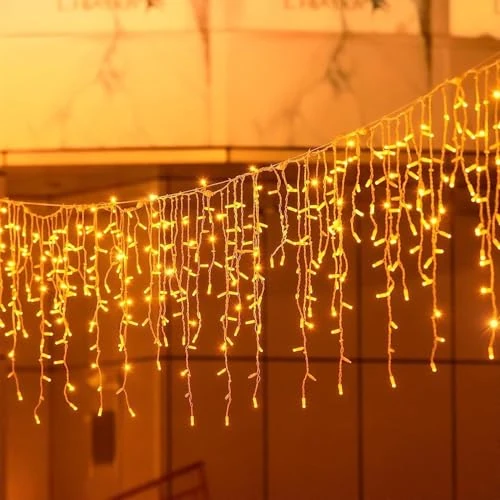 Offerta a tempo: ELEUTH 600 LED 15M Tenda Luminosa Natale, Cascata Luci Esterna Interno. IP44 Impermeabile con 8 Modalità per Festa,Giardino e Matrimonio - 43% da 39.99 € a 22.84 €