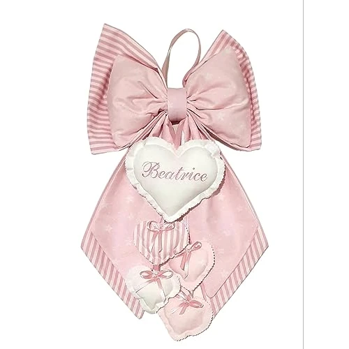 Offerta a tempo: Fiocco Nascita Personalizzato, Nome Ricamato, Cotone 100% Handmade in Italy, Elegante Coccarda Decorativa Rosa con Pendenti, per Porta o Cameretta (Rosa) - 0% da 37.99 € a 37.99 €