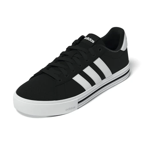 Limitiertes Angebot: adidas Unisex Daily 4.0 Shoes, core Black/Cloud White/Cloud White, 36 2/3 EU von 70.00 EUR auf 38.50 EUR (Spare 45%)