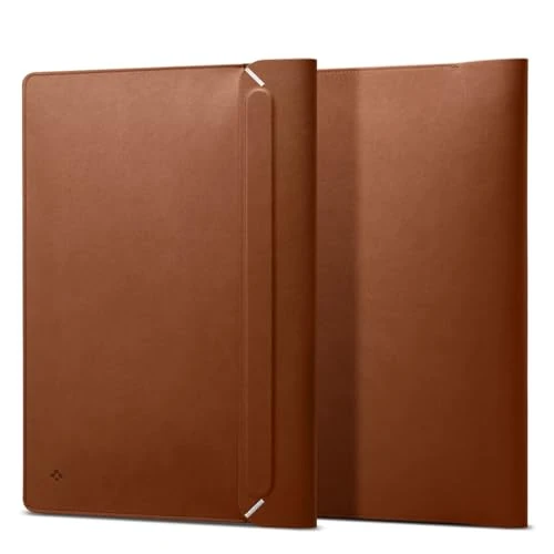 Offerta a tempo: Spigen Valentinus Custodia per Laptop 15 15.6 16 pollici, Compatibile con MacBook Pro, Patta Magnetica Incorporata, Sleeve per Laptop in Pelle - Marrone - 70% da 29.99 € a 9.00 €