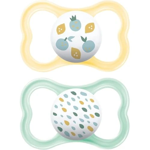 Offerta a tempo: MAM Air Succhietto 6-16 Mesi (Set da 2), Ciuccio MAM 6-16 mesi per pelli sensibili e delicate, Kit da 2 accessori neonato con tettarella in silicone e porta ciuccio sterilizzatore, Neutro/Verde - 0.00% da 17.48 € a 17.48 €
