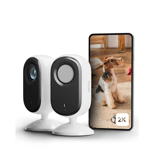 Arlo Essential 2 Indoor Telecamera per Cani/Bambini 2K, Sirena Allarme Casa, Sensore Di Movimento, Visione Notturna, Prova Inclusa Arlo Secure, con copriobiettivo automatico, 2 Telecamere, Bianche