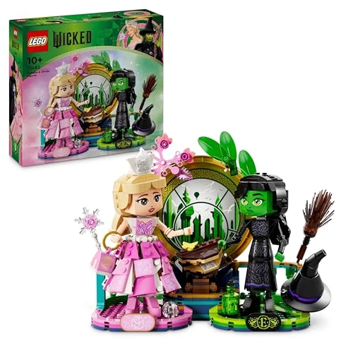 Offerta a tempo: LEGO Wicked Personaggi di Elphaba e Glinda - Giocattolo da Esposizione con Accessori Inclusi Scopa, Corona e Borsetta oltre a Scena con Finestra - Regalo per Bambine da 10 Anni Fan del Film - 75682 - 40% da 54.99 € a 32.99 €
