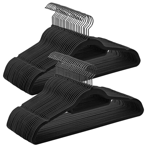 Offerta a tempo: SONGMICS Grucce Appendiabiti in Velluto, 50 Pezzi, Salvaspazio e Antiscivolo, Porta Cravatte, Gancio Girevole a 360°, Spesso 0,6 cm, Largo 43,5 cm, Cappotti Pantaloni, Nero Inchiostro CRF021B02 - 15% da 19.99 € a 16.99 €