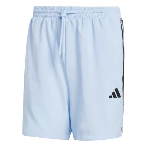 Offre limitée : adidas Homme Essential Three Stripes Chelsea Base Short Shorts, Glow Blue/Black, L de 28.00 € à 23.85 € (15% de remise)