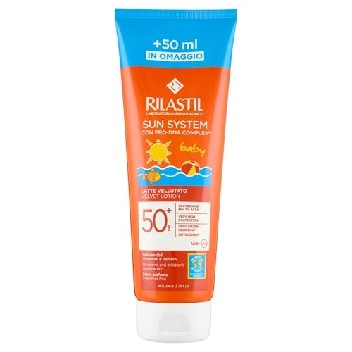 Offerta a tempo: Rilastil Sun System Baby Latte Velluto, Protezione Solare Viso e Corpo con SPF50+, Per Pelli Sensibili di Neonati e Bambini, Resistente all'Acqua, 250 ml - 0.00% da 19.89 € a 19.89 €