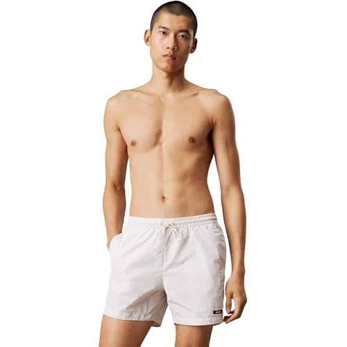 Offerta a tempo: Calvin Klein Uomo Pantaloncino da Bagno Medium Drawstring con Coulisse, Bianco (Chalk), 6XL - 49% da 64.90 € a 33.19 €