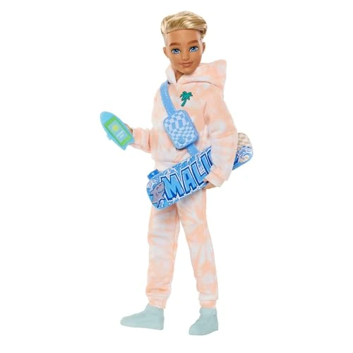 Offerta a tempo: Barbie Dream Besties - Ken, bambola snodata alla moda con abiti rimovibili e capelli biondi, 9 accessori a tema estate e skateboard inclusi, giocattolo per bambini, 4+ anni, JDD75 - 40% da 27.99 € a 16.90 €