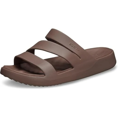 Oferta limitada: Crocs Mujer Getaway Strappy Sandalia, Truffle, 39/40 EU de 39.99 € a 35.92 € (ahorro 10%)