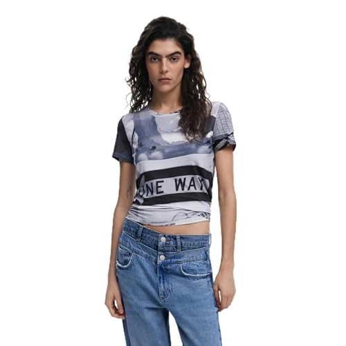 Offre limitée : Desigual T- Shirt Femme de 27.06 EUR à 27.06 EUR (remise 0%)