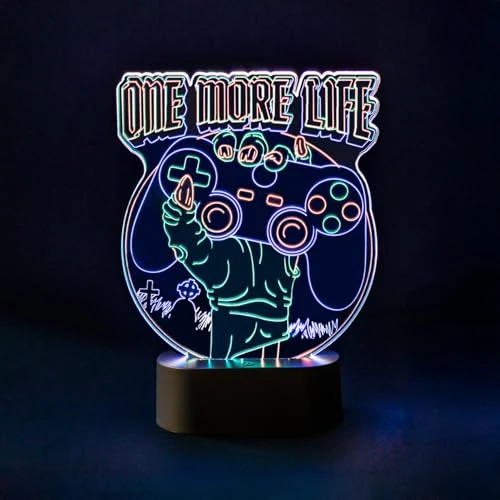 Grupo Erik Lampada Gameration One More Life - Lampada da Comodino o da Tavolo LED Gaming con Cavo USB o Batterie AAA | Luce Notturna 17 x 20 x 5,5 cm