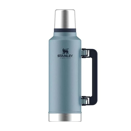 Tijdelijke aanbieding: Stanley 1913 Classic Legendary Thermosfles 1.9L - Houdt 45 Uur Warm, 2 Dagen Koud - Vaatwasserbestendig - Roestvrijstalen Thermoskan - Lekvrij - BPA-Vrij - Hammertone Green van 74.98 EUR naar 74.98 EUR (korting 0%)