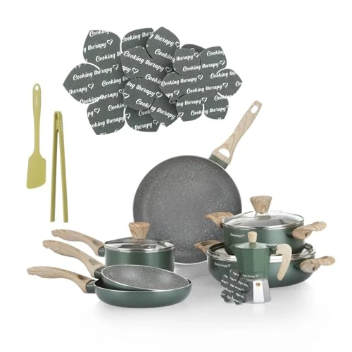 Offerta a tempo: KASANOVA Batteria pentole 16 pezzi Cooking Therapy, Set pentole induzione e padelle antiaderenti, Set con caffettiera, pinza, spatola e salvapadella, Batteria pentole con scritta - 21% da 100.00 € a 79.00 €