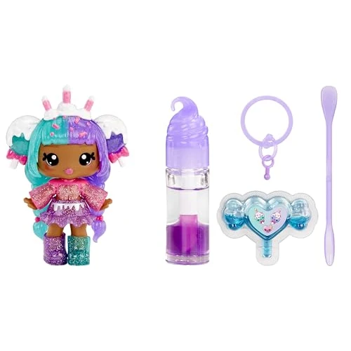 Yummiland Lip Gloss Doll: Mystery Color Change - Carly Cakepop - Enthält 1 Puppe, DIY-Lipgloss + Abnehmbaren Schlüsselanhänger, Kosmetik-Spiel, Sammlerstück, Geeignet für Kinder ab 4 Jahren