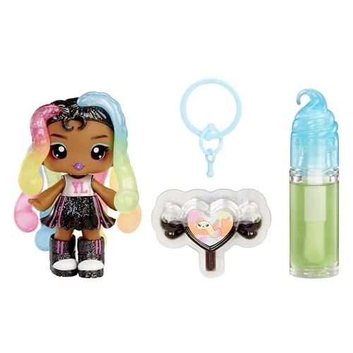Offerta a tempo: Yummiland Lip Gloss Doll: Sour Sweeties - Sasha Sourworms - Include 1 Bambola, Lucidalabbra fai da te + Portachiavi rimovibile, Gioco cosmetico. Collezionabile. Età 4+ - 4% da 13.99 € a 13.44 €