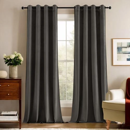 Offerta a tempo: Deconovo Tende Oscuranti Termiche in Velluto Moderne per Interni con Occhielli，2 Pannelli Eleganti Isolanti per Finestre di Camera da Letto，Salotto e Soggiorno 140x175 CM，Grigio Carbone - 48% da 33.99 € a 17.78 €