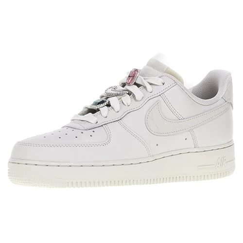 Zeitlich begrenztes Angebot: Nike DN5463-001 Air Force 1 Low Premium Herren Light Bone/Light Bone-Kelly Green EU 38.5 von 129.99 € auf 126.48 € (3% Rabatt)
