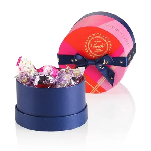 Venchi - Mini Hamper with 8 Assorted Chocolates, Strawberry and Cream and Caramel Chocolates with "PGI Piedmont Hazelnut", Gluten Free, Valentine's Day Collection, 90 g, Gift Idea