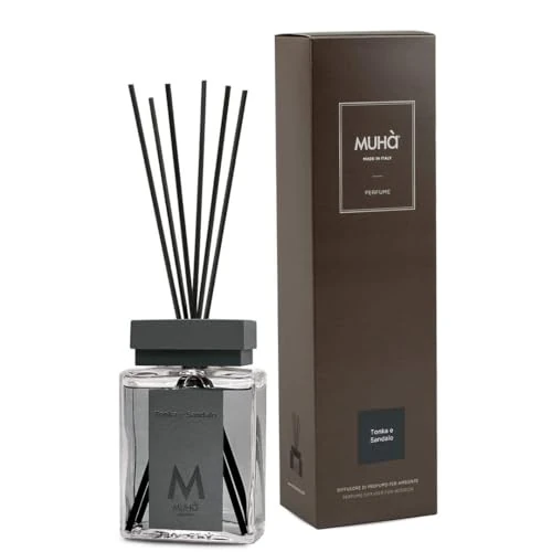 Offerta a tempo: MUHA' | Profumatore per ambiente Perfume Diffuser, Fragranza Tonka e Sandalo, Diffusore Ambiente con Bastoncini, Formato da 100 ml - 33% da 22.90 € a 15.33 €