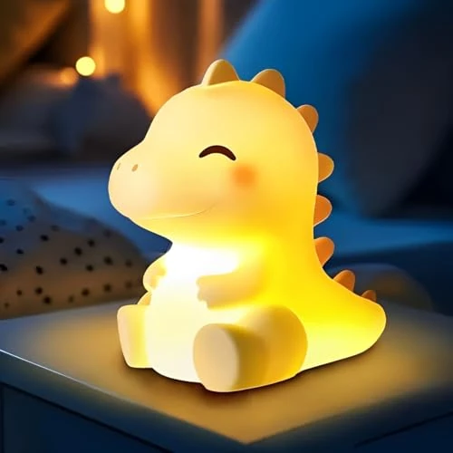 Offerta a tempo: Mewaii Luce Notturna Bambini Dinosaur lampada, Lampeggiante Notturno a Silicone Regolabile con 4 Suoni di Fondo, Ricaricabile, Ideale come Regalo per Ragazzi, Bambini e Decorazione della Stanza - 37% da 29.99 € a 18.99 €