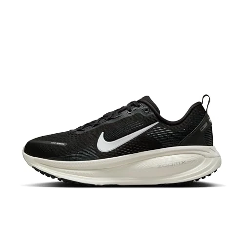 Offre limitée : Nike W Nike Vomero 18 Black/Summit White-Coconut Milk 44 EU de 149.99 € à 127.95 € (15% de remise)