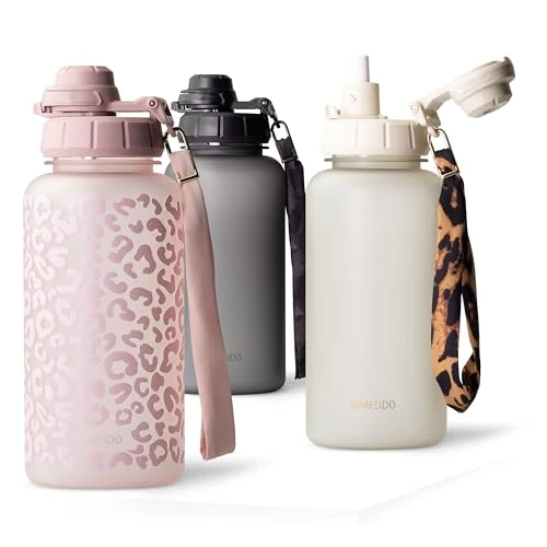Limitiertes Angebot: MAMEIDO Trinkflasche mit Strohhalm & Zeitmarkierung als Trinkerinnerung 1 l, Wasserflasche auslaufsicher, Sportflasche BPA-frei, Gym Water Bottle, Flasche aus Tritan (Wild Candy) von 23.99 EUR auf 20.38 EUR (Spare 15%)