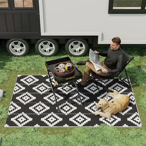 Offerta a tempo: Outsunny Tappeto da Esterno Reversibile 182x274 cm Nero e Bianco - 37.77% da 52.95 € a 32.95 €