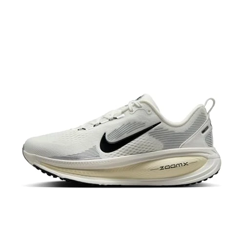 Offerta a tempo: Nike Vomero 18 Straßenlaufschuh (Herren), Scarpe da Corsa Uomo, Summit White Black Coconut Milk, 40 EU - 20% da 119.90 € a 95.99 €