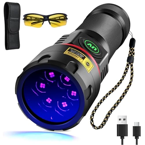 Offerta a tempo: DARKBEAM Torcia UV 365nm 6x LED [4-core] Torce Luce nera ultravioletta | Lampada di Wood Portatile ricaricabile 80W, Rilevatore di Urina di Cane/Gatto, per minerale, ambra, vetro uranio, sangue - 39% da 79.99 € a 48.44 €