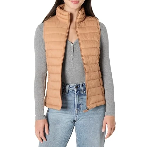 Offerta a tempo: Amazon Essentials Piumino Smanicato Ripiegabile Impermeabile Leggero Donna, Marrone Chiaro, S - 0.00% da 64.00 € a 64.00 €