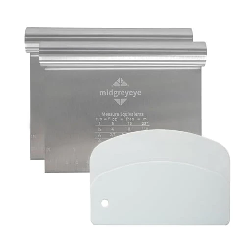 Offerta a tempo: Midgreyeye 3 Pezzi Taglia Impasto Con Scala Graduata In Acciaio Inox, Raschietto Per Pasta,tarocco Per Impasti Multiuso,Spatola tagliapasta Per Torte, Pizza, Torte, Dough(15 * 12,5+13,5 * 9,1cm) - 11% da 9.49 € a 8.49 €