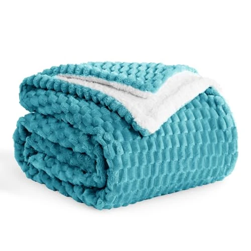 Aisbo Sherpa Cuddly Fluffy Blanket, 150 x 200 cm, Turquoise, Winter Warm Thick Blanket as Sofa Blanket, Couch Blanket, Winter Blanket, Living Blanket, XL Living & Cuddly Blankets