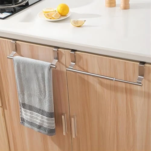 Offerta a tempo: Portasciugamani in acciaio INOX da appendere alla porta, lunghezza regolabile, per cucina, da installare sopra l'anta dell'armadio - 0.00% da 1.56 € a 1.56 €