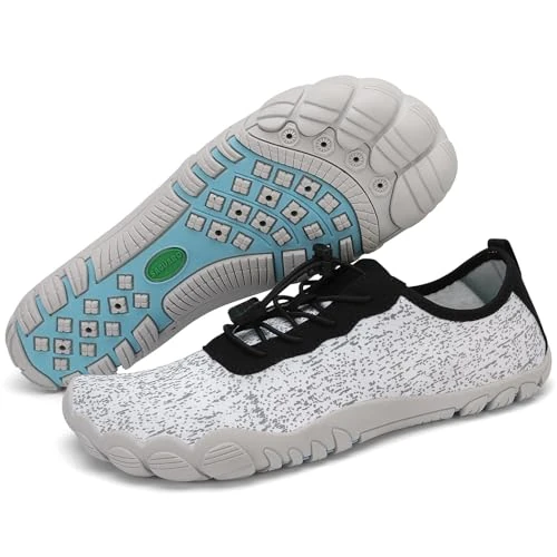 Offre limitée : SAGUARO Homme Femme Chaussures pour Piscine et Plage Chaussons de Plongée d'eau Chaussettes Aquatiques pour Sports Nautiques Natation Surf Voile Mer Rivière, Blanc, 41 EU de 19.79 € à 18.69 € (6% de remise)