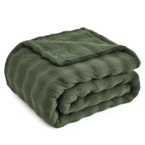Offerta a tempo: Topfinel Coperta Pile Matrimoniale,Plaid Termica Pelosa Morbida,Calda e Confortevole,OEKO-TEX,Coperta Invernale da Divano,Per Neonato e Animali Domestici (Gatti,Cani),Verde Oliva,150x200 CM - 39% da 37.99 € a 23.14 €