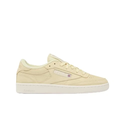 Offerta a tempo: Reebok Donna Club C 85 Sneaker, Chalk/RawyellOW/SIMPLEBIEGE, 35,5 EU - 67% da 110.00 € a 36.31 €
