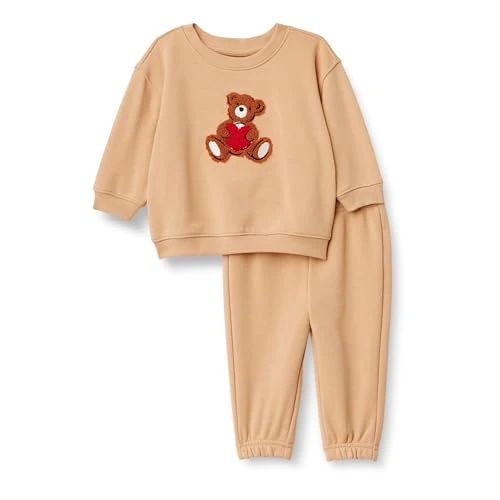 Amazon Essentials x Sofia Grainge Unisex Baby Set aus Sweatshirt und Jogginghose, Helles Kamelbraun Großes Bärenherz, 12 Monate